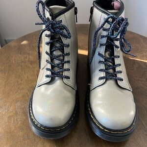 Dr. Martens Silver Sparkle 8 hole Boots girls/wmns 5